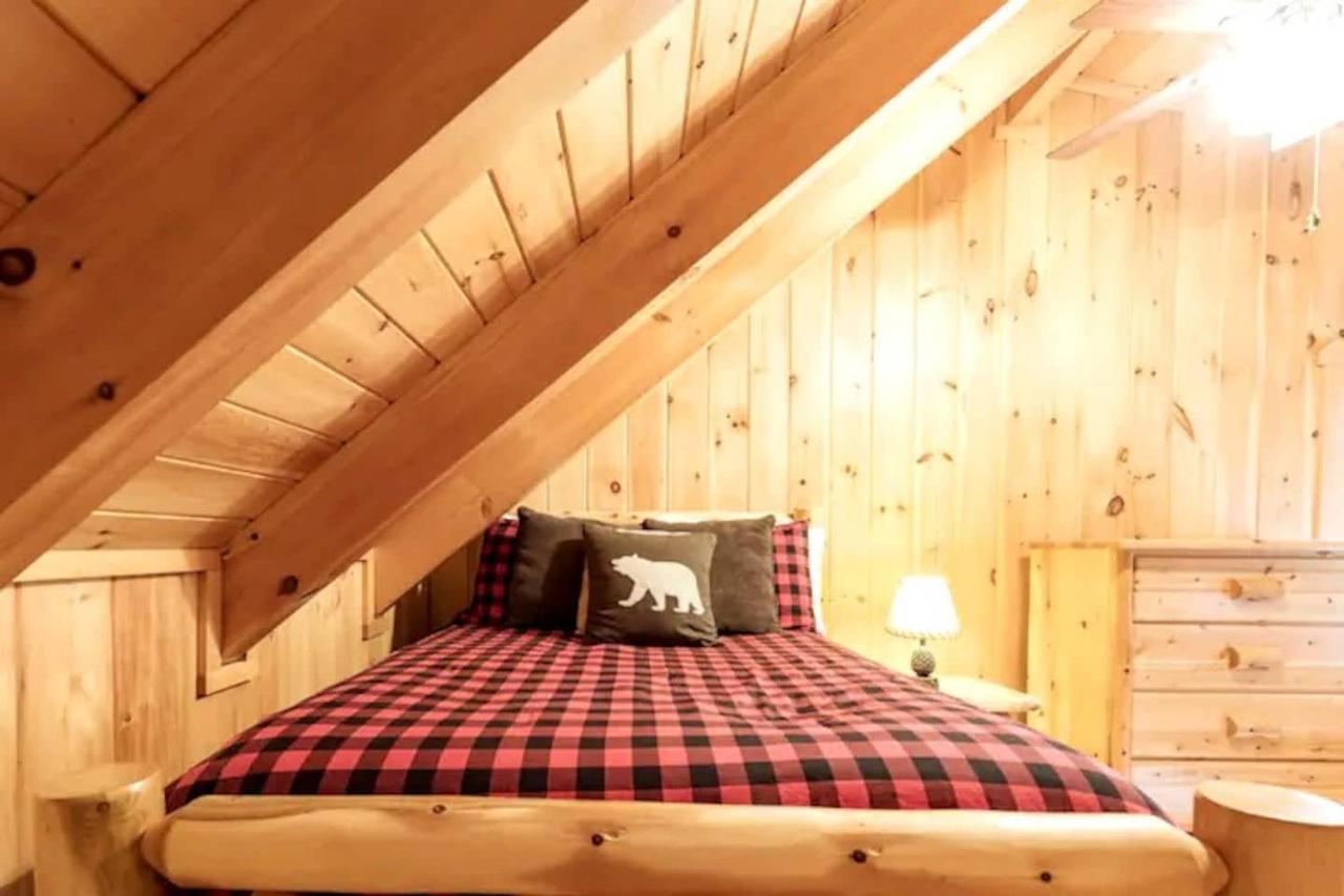 Smoky Mtn Hideaway - Cabin W/ Hot Tub & Pool Table Villa Sevierville Kültér fotó