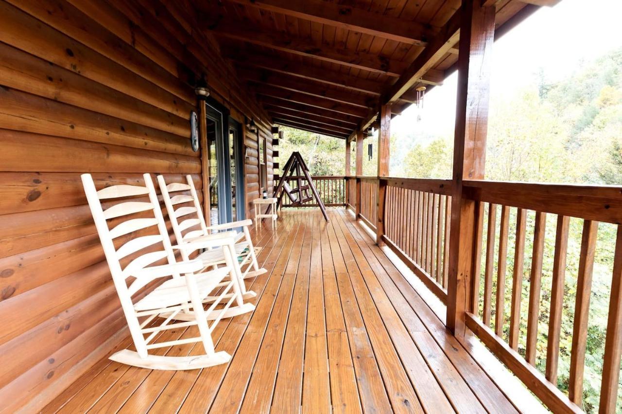 Smoky Mtn Hideaway - Cabin W/ Hot Tub & Pool Table Villa Sevierville Kültér fotó