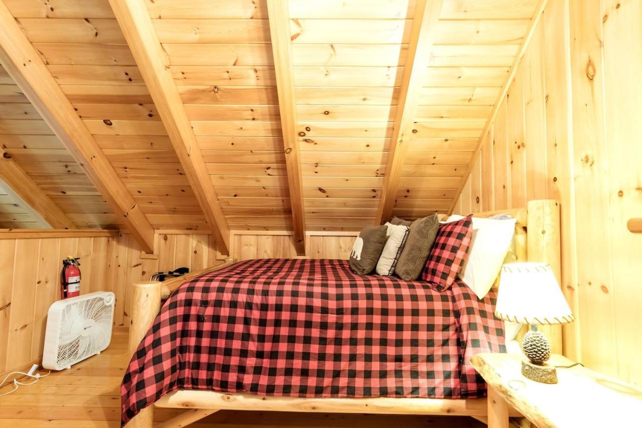 Smoky Mtn Hideaway - Cabin W/ Hot Tub & Pool Table Villa Sevierville Kültér fotó