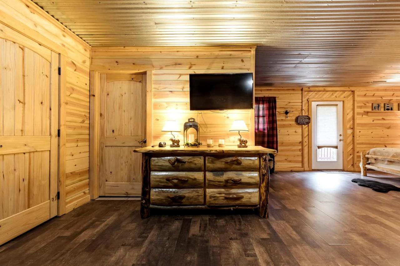 Smoky Mtn Hideaway - Cabin W/ Hot Tub & Pool Table Villa Sevierville Kültér fotó